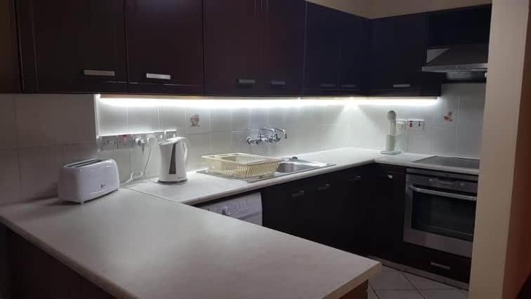 Kika Court 2 Apartment Paralimni Bagian luar foto